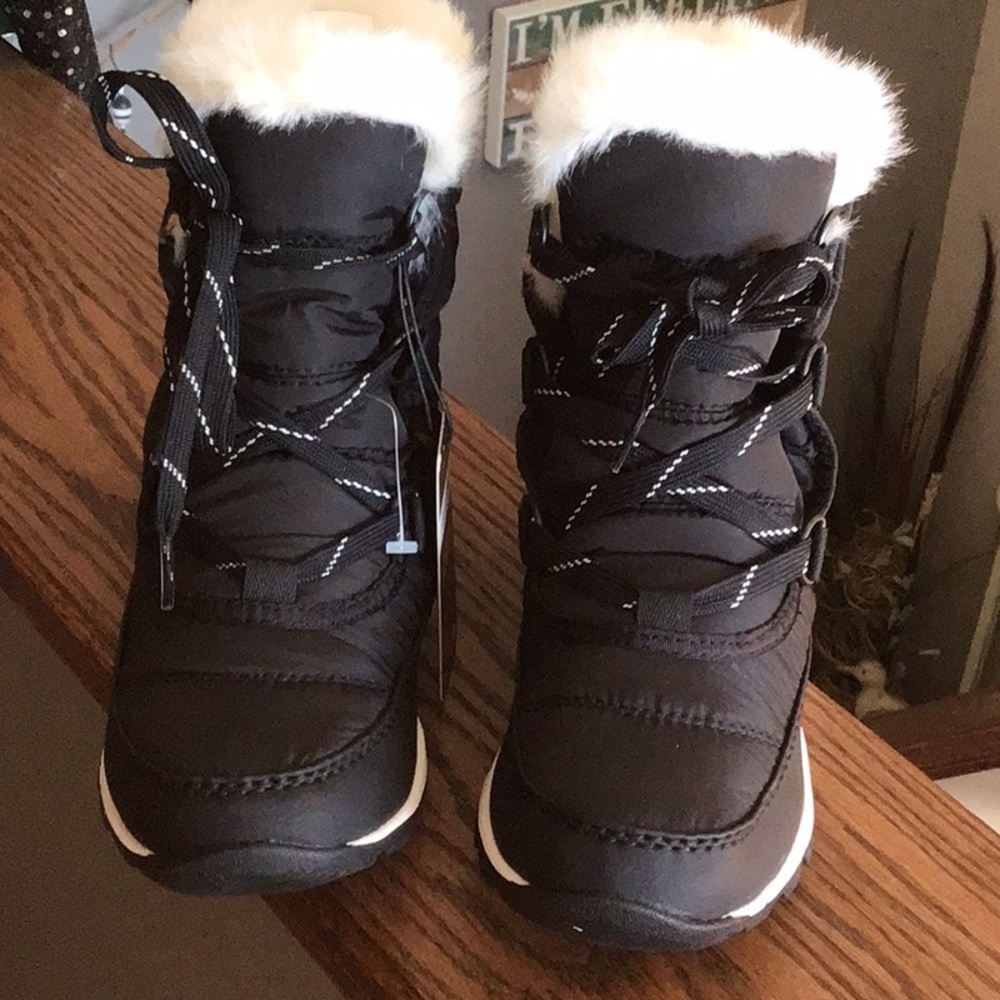 Ladies new Sorel winter boots 6 - Picture 3 of 4